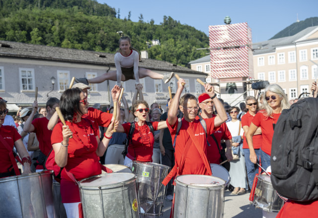 Marinella Senatore "School of Narrative Dance"